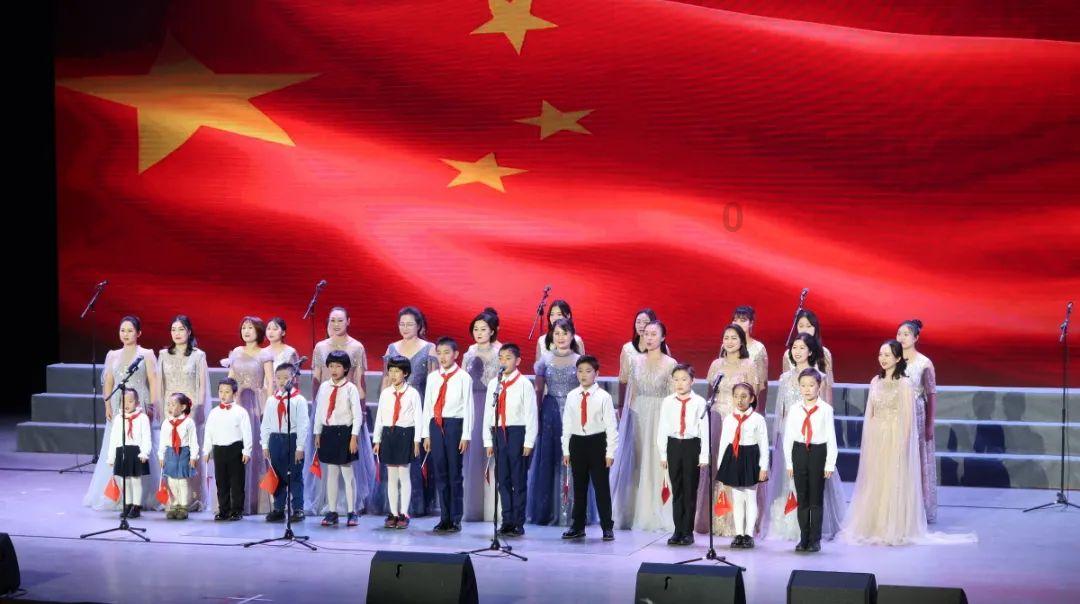 纳米光子晶体催化燃烧点亮中红外光源